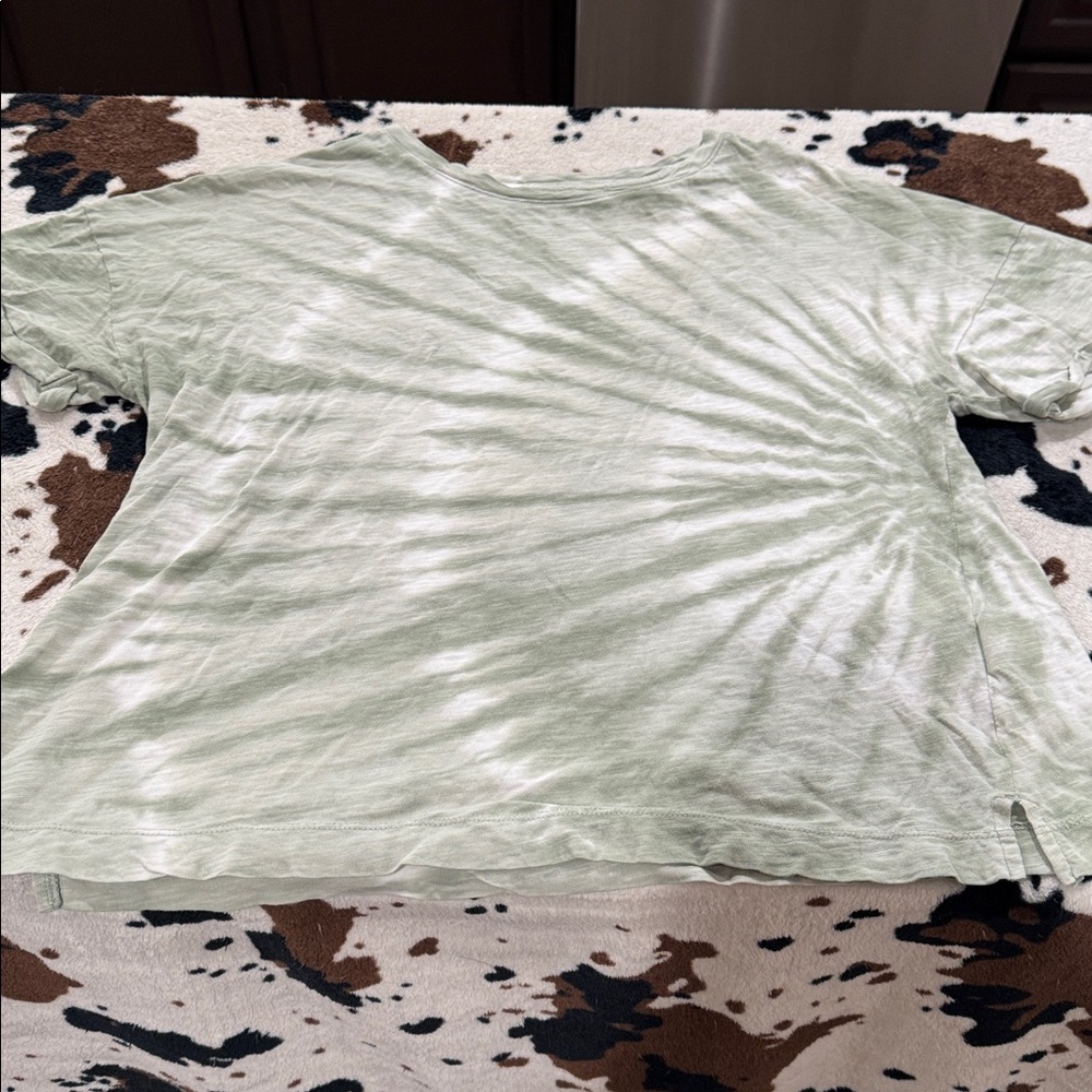 Light Green Women's Short Sleeve Tee